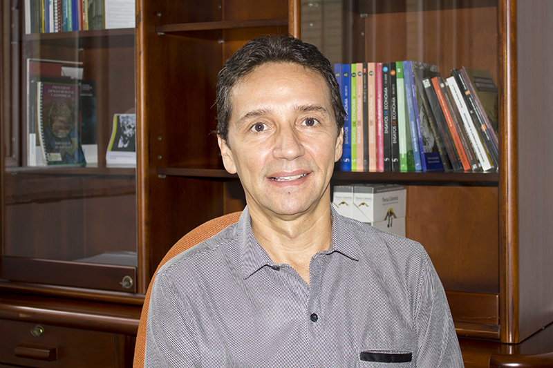 Profesor Jorge Marquez