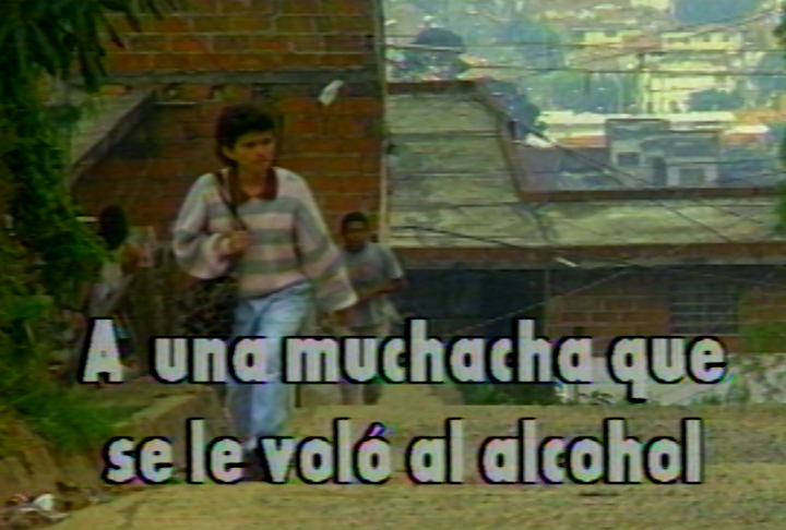7 Una muchacha que se le volo al alcohol00 05 41 29Still009
